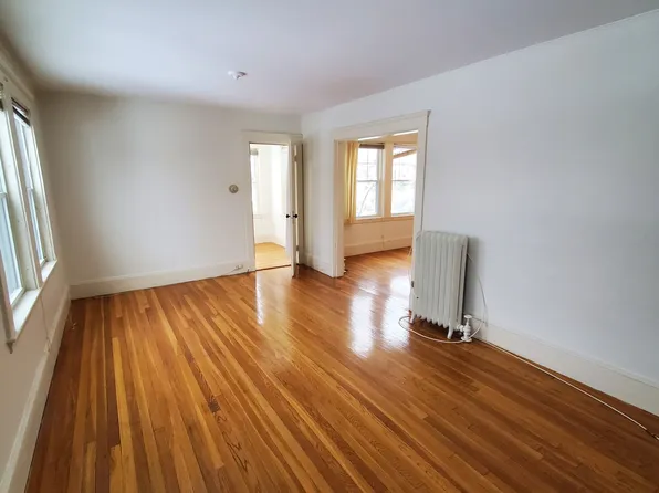 52-54 Maplewood St #52, Watertown, MA 02472