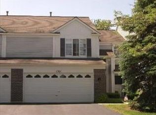 1301 Summersweet Ln, Bartlett, IL