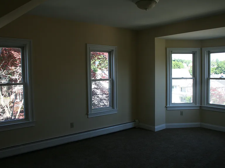 33 Fairfield Ave #B — Photo 8