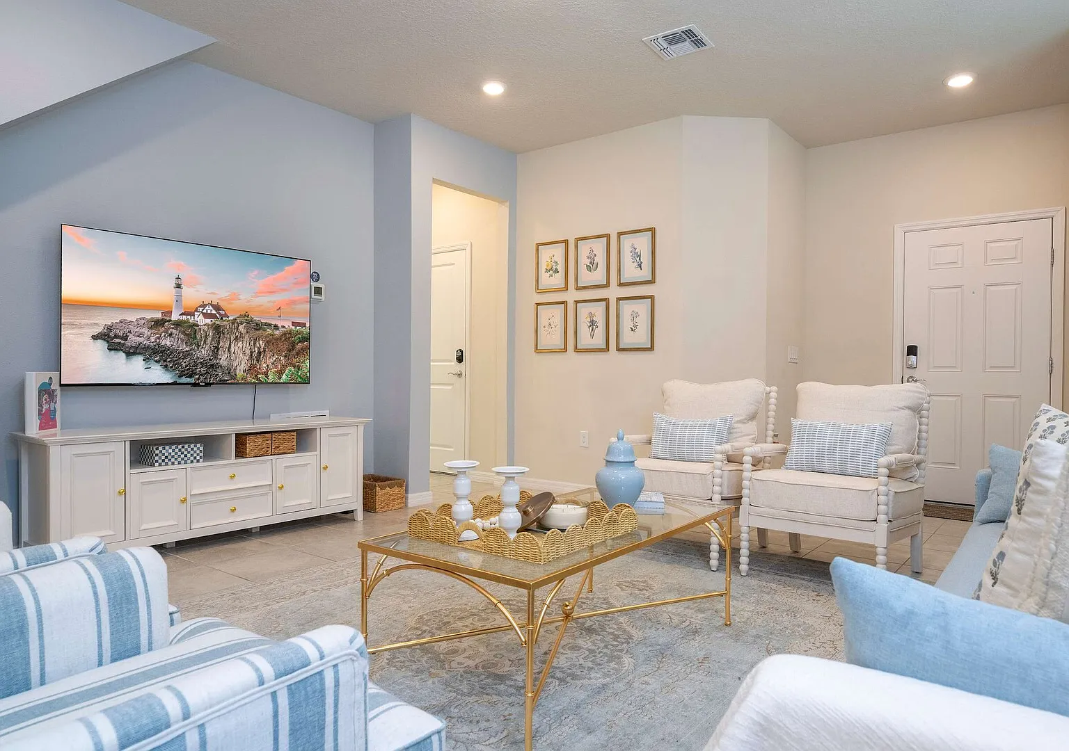 Amazing 5 Suite Home with Resort-Style Amenities — Photo 1