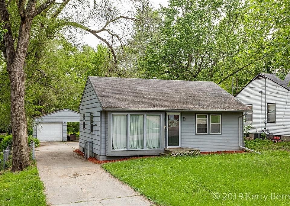 1st image of 25 E Olinda Ave