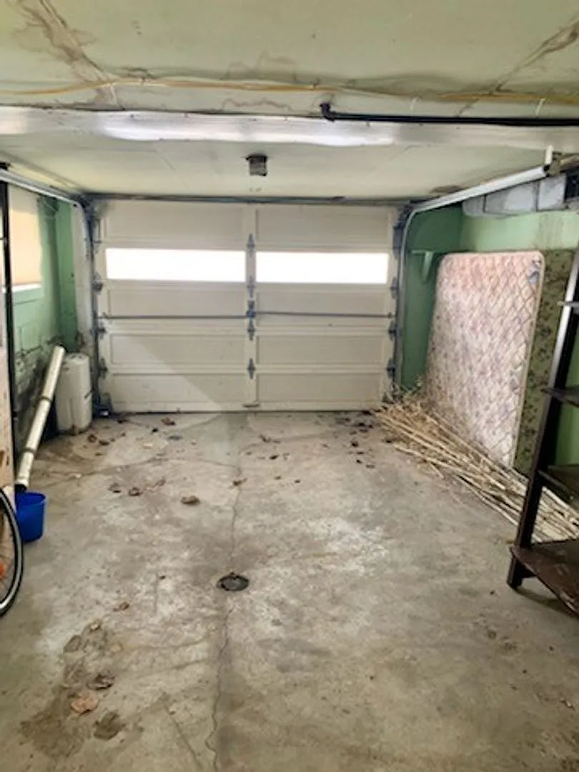 3 bed/1 bath home near Upland Brewery avail. August 1st! — Photo 3