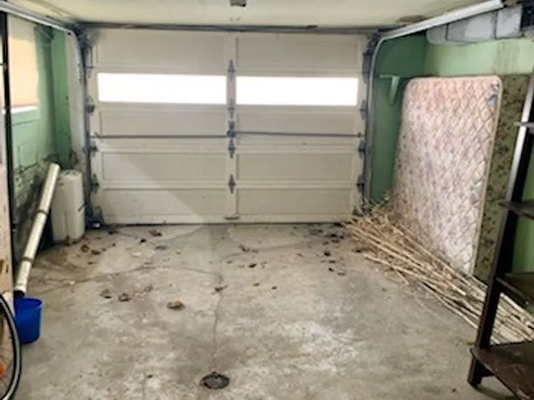 1123 N Madison St — Photo 3