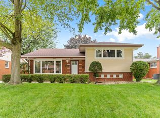 16426 Claire Ln, South Holland, IL 60473