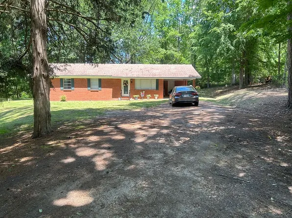 2491 Highway 16 E, Carthage, MS 39051