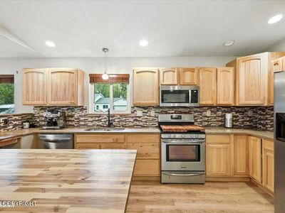 7040 W Sandvik Dr, Wasilla, AK, 99654