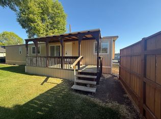 215 NW Canal Blvd #12, Redmond, OR 97756