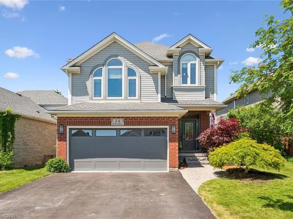 24 Peer Dr, Guelph, ON N1C 1H1
