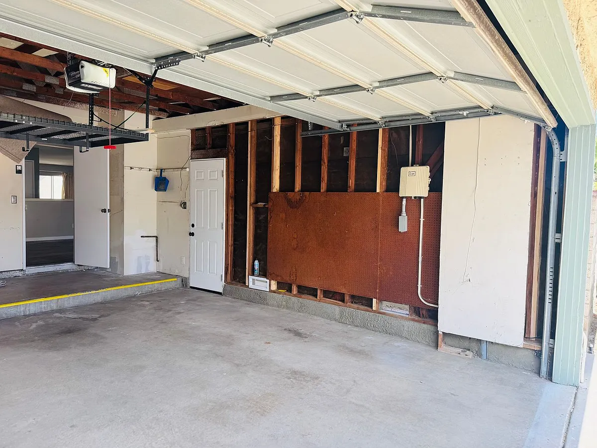 Building Photo - 1775 Monte Vista Dr
