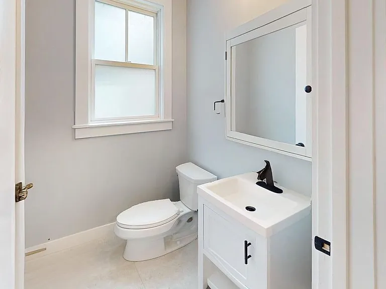 83 Alpine St #3 — Photo 4