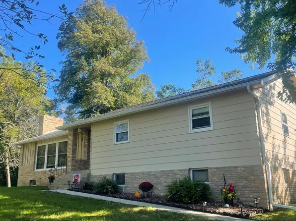 3767 Vonderheide Dr SW, Alexandria, MN 56308