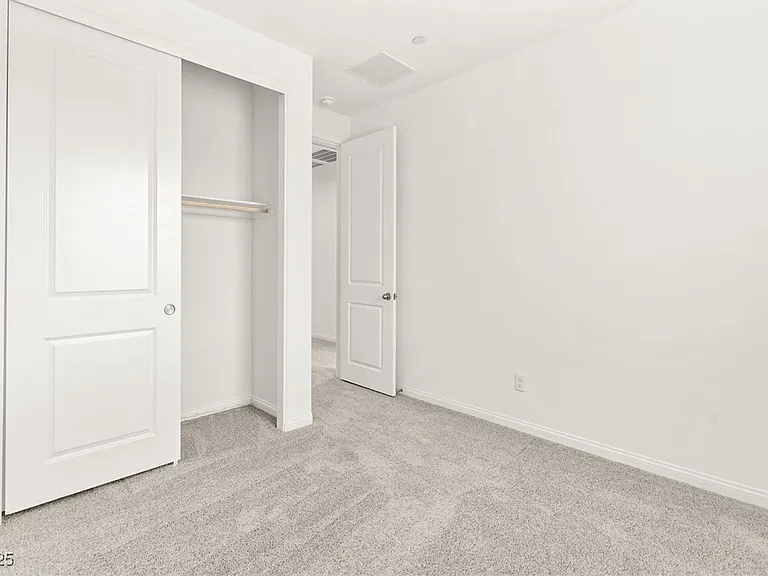 10146 Gabby Glen St — Photo 18