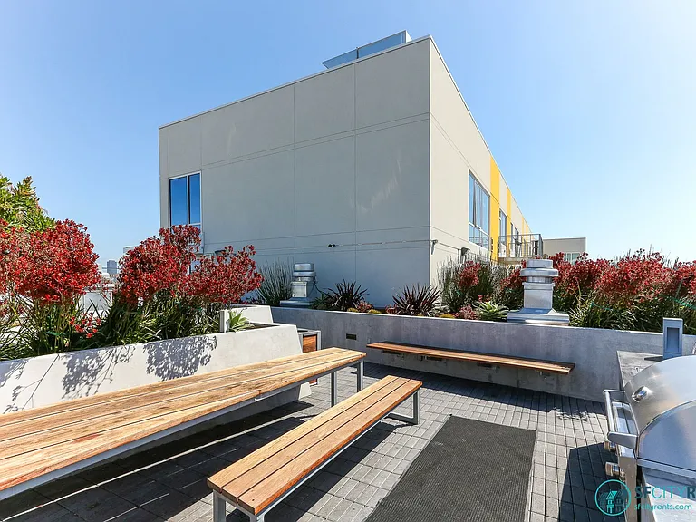 45 Bartlett St #413 — Photo 18