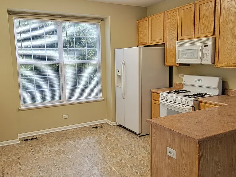 4277 Drexel Ave — Photo 3