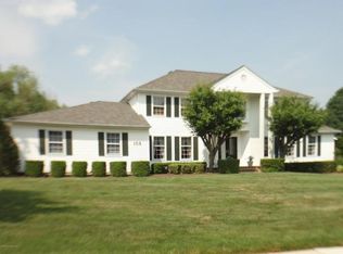 105 Stout Dr, Middletown, NJ 07748