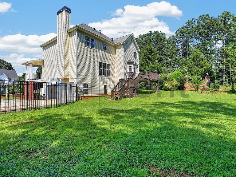 19 Savannah Pl — Photo 5