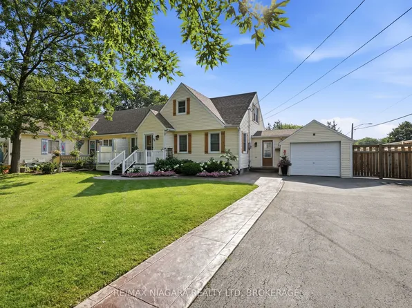 54 Fairview Rd, Grimsby, ON L3M 3L5