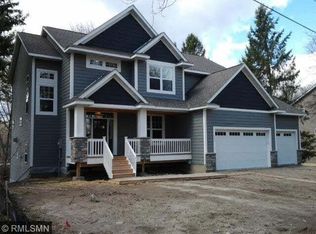 274 Ridgeview Dr, Wayzata, MN 55391