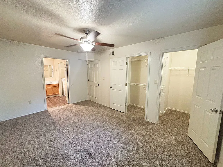 Cadet - Bedroom