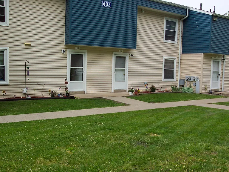 700 Mitchell Dr — Photo 3