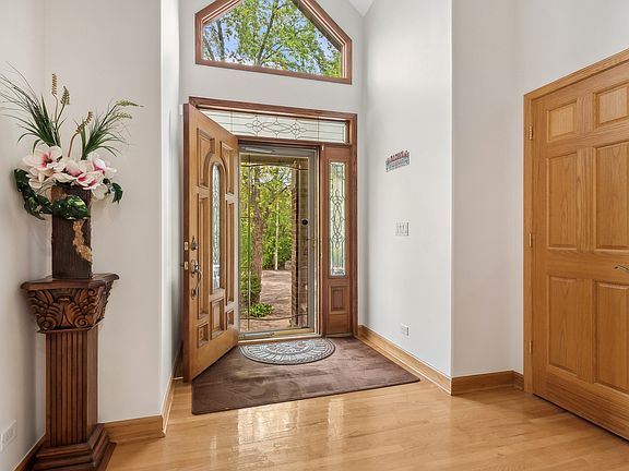 5th image of 4345 W Bryn Mawr Ave