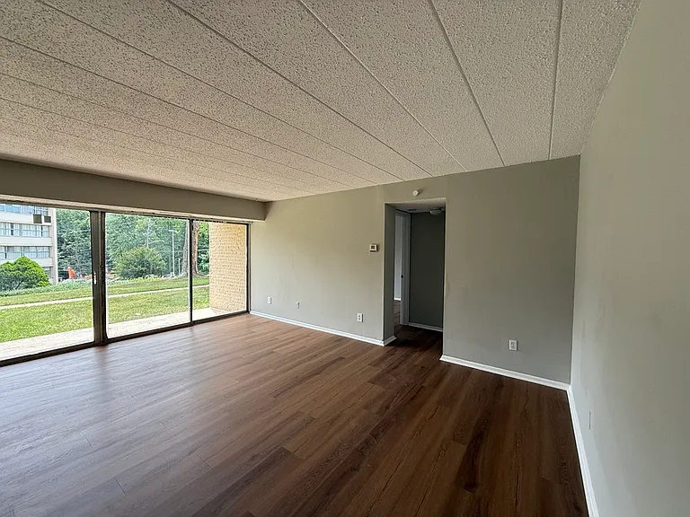 9201 New Hampshire Ave #B3 — Photo 3