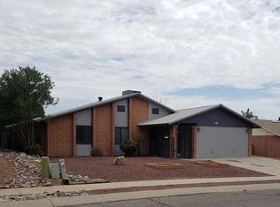 6720 N Morning Glory Dr, Tucson, AZ 85741