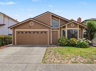 1130 Williams St, Hercules, CA 94547