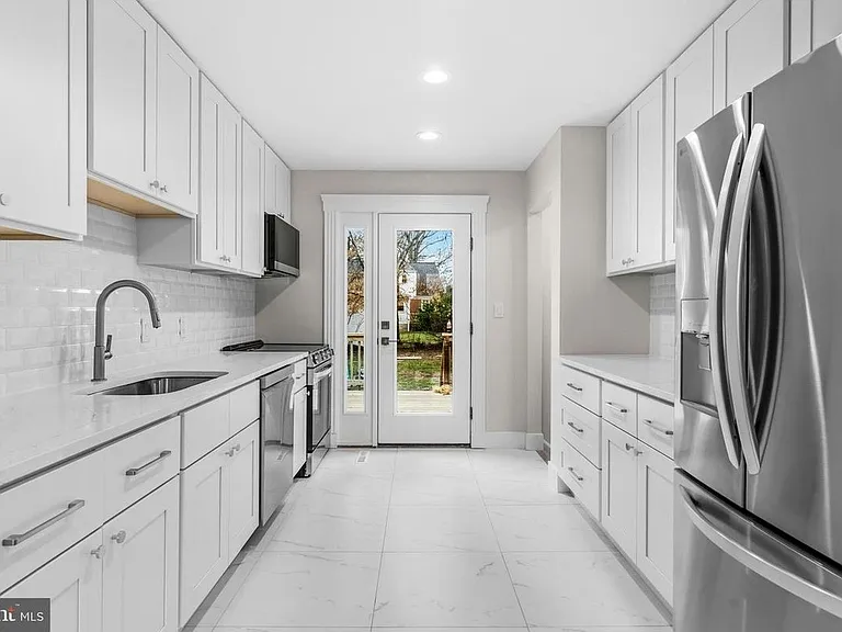 3608 Janet Rd — Photo 17