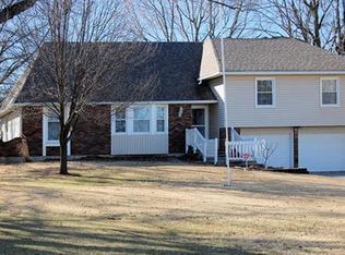 24445 W 191st St, Spring Hill, KS 66083