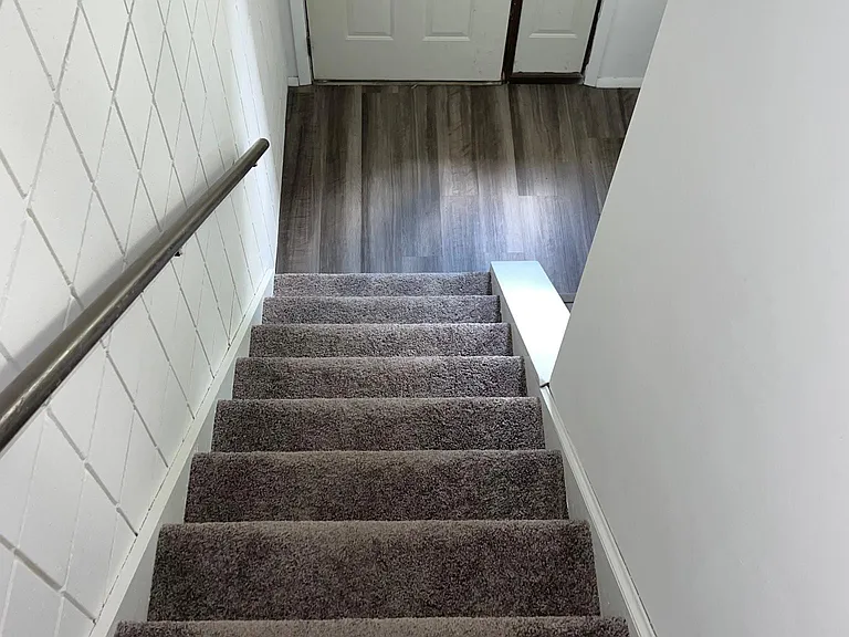 227 W Cooper St — Photo 9