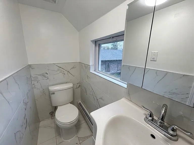 728 Ann St #728 — Photo 13