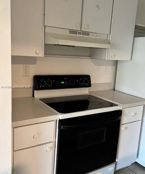 10353 N Kendall Dr #BB-6 — Photo 12