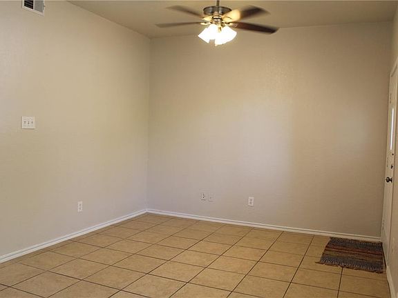 5th image of 119 Bellair Dr