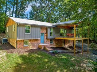 91 Joshua Ridge Rd, Etowah, NC 28729