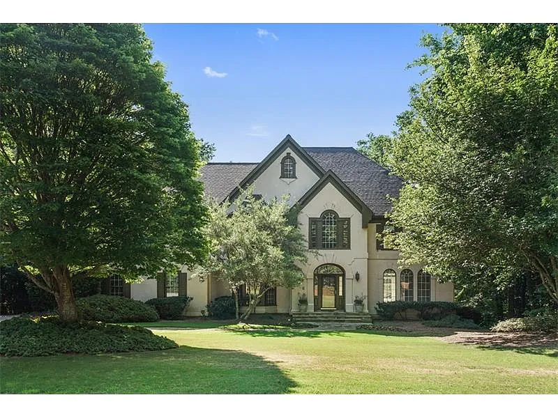 920 Tiverton Ln photo 1