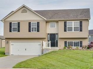 19 Briarcrest Dr, Moscow Mills, MO 63362