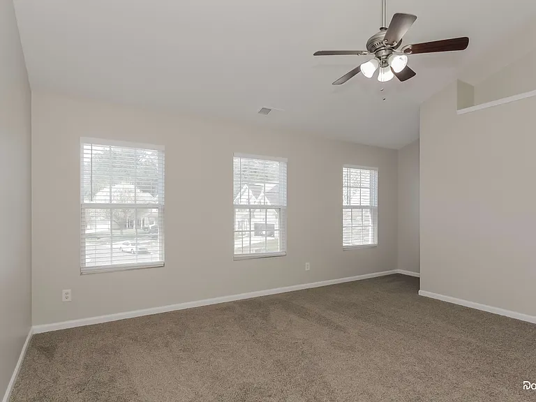 6702 Chieftain Dr — Photo 8
