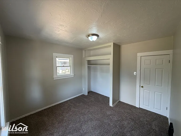 1403 W Lincoln Ave — Photo 7