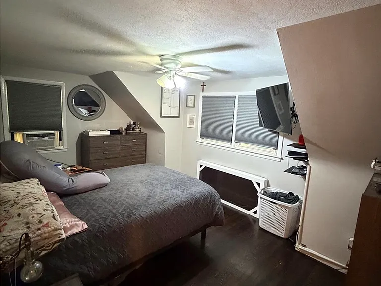 244 Doris Ave — Photo 3