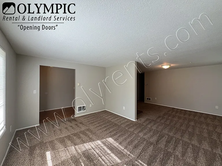 Living Room_1 (96)_06182026