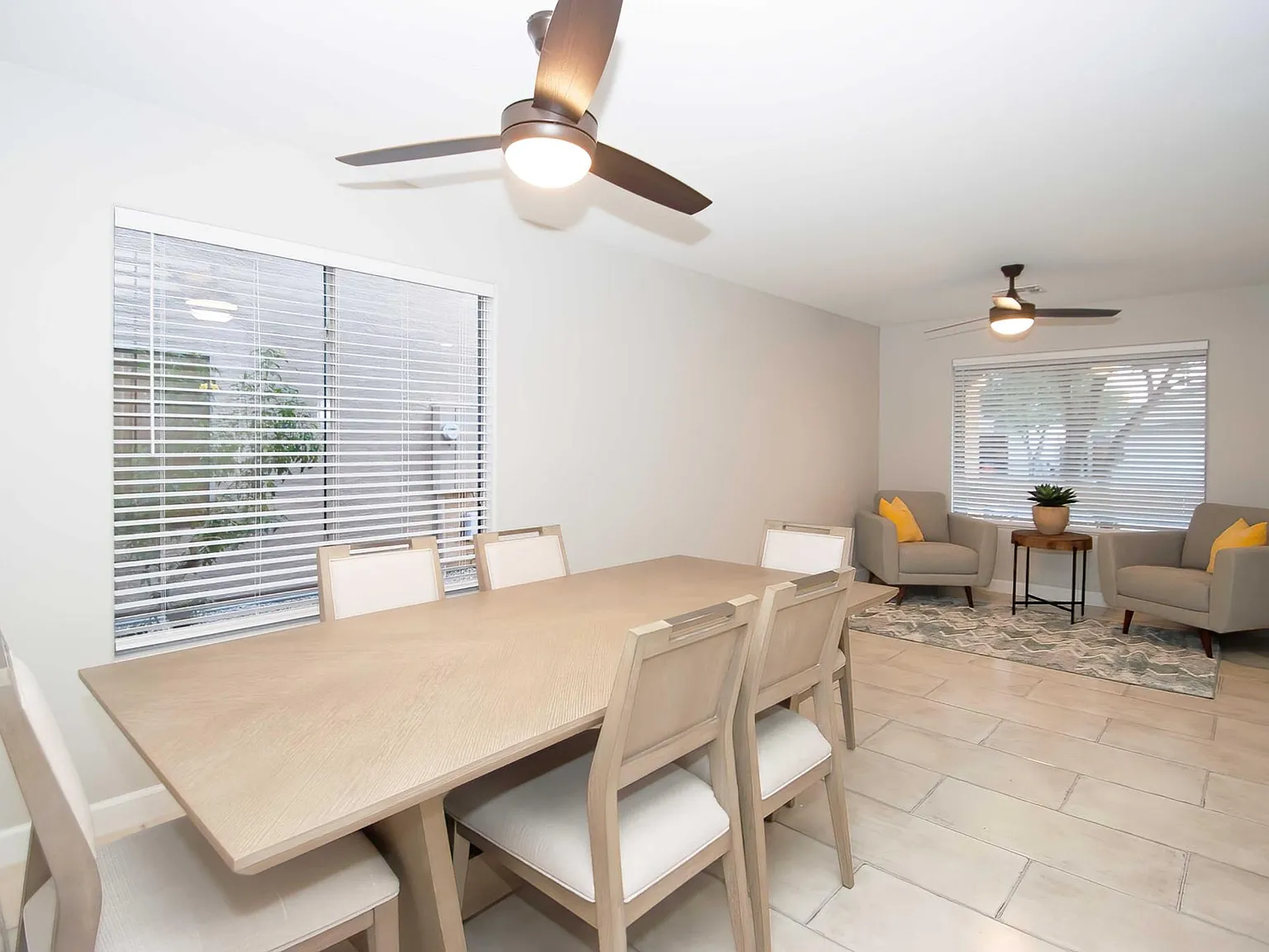 4 bed, 2232 sqft, $4,500 — Photo 3