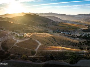 7253 Santos Rd, Lompoc, CA 93436