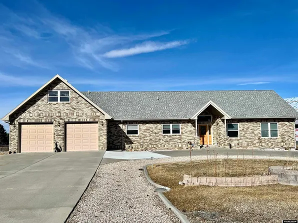 100 Fairway Drive, Douglas, WY 82633