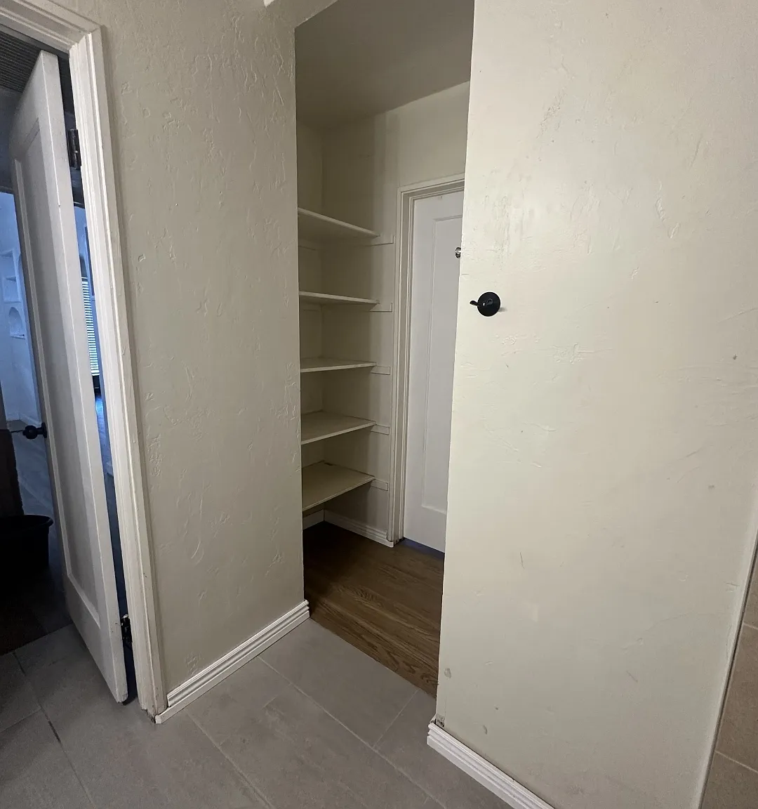 2 bed, 1100 sqft, $1,800 — Photo 4