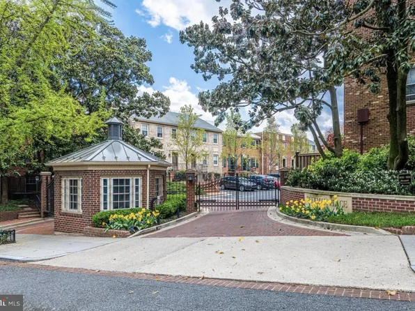 1660 Beekman Pl NW APT A, Washington, DC 20009