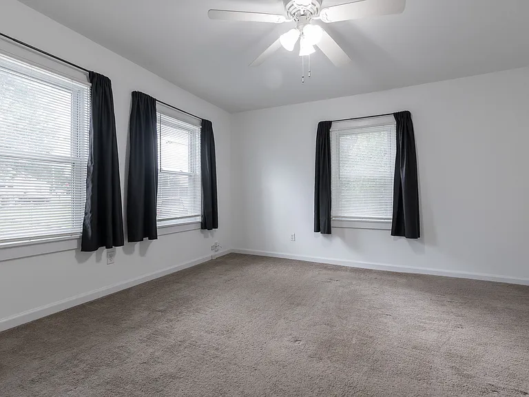 204 Walnut St — Photo 22