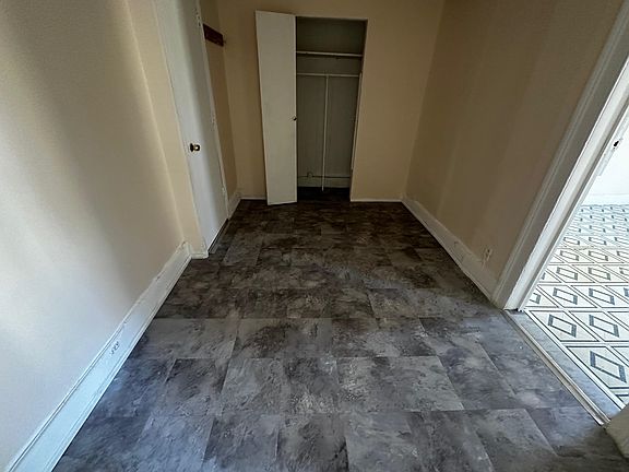 4th image of 28 Lincoln St Floor 2