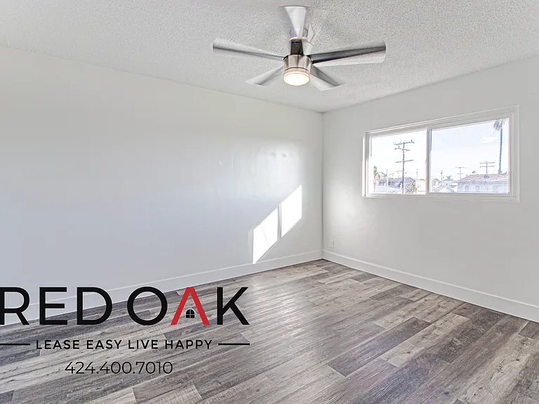 901 Centinela Ave #3 — Photo 12