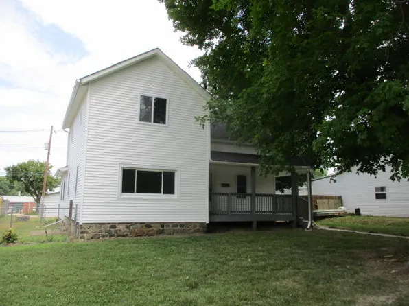 6627 E Berrien St, Eau Claire, MI 49111